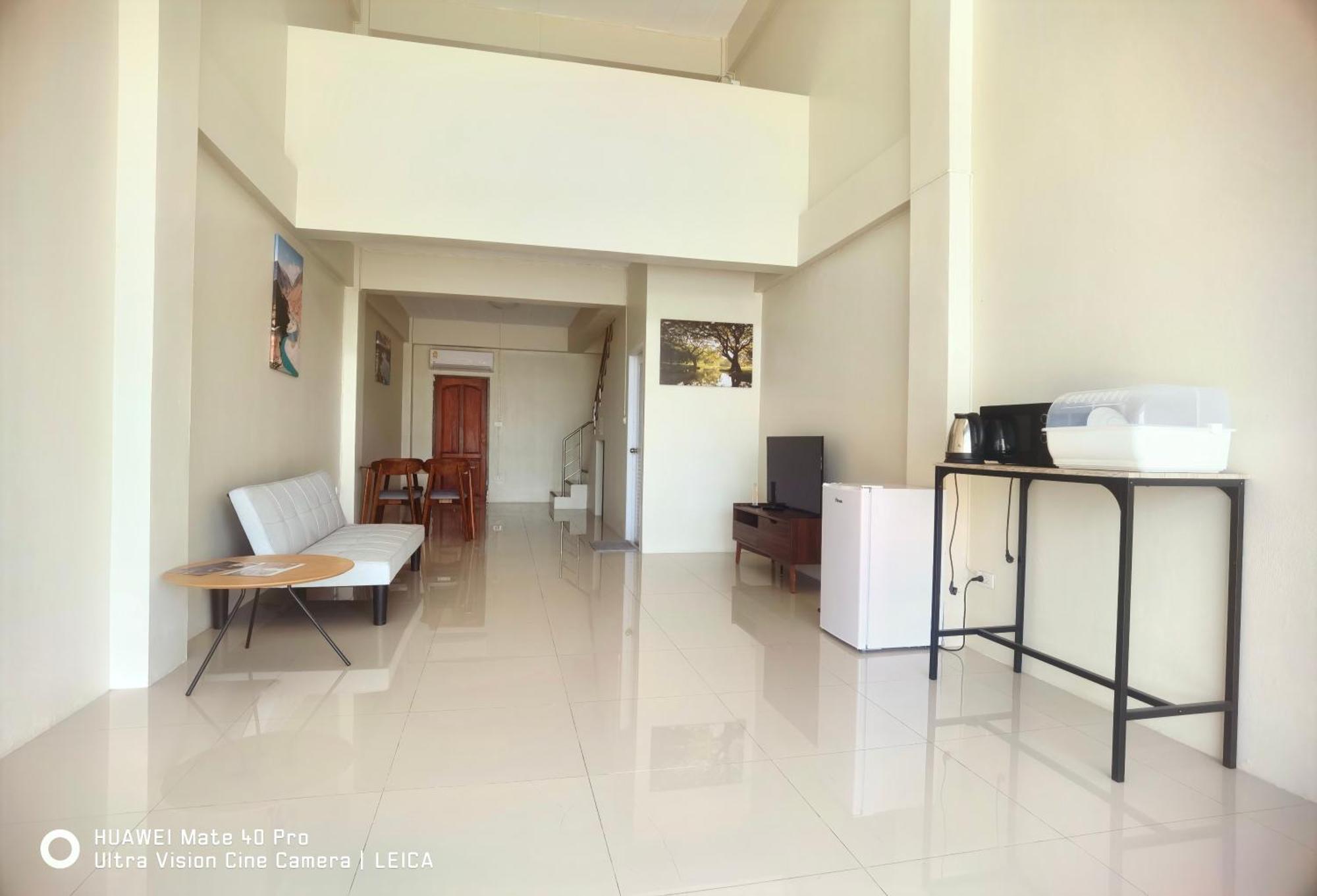 Ban Khlong Krang 115 Townhouse酒店 外观 照片