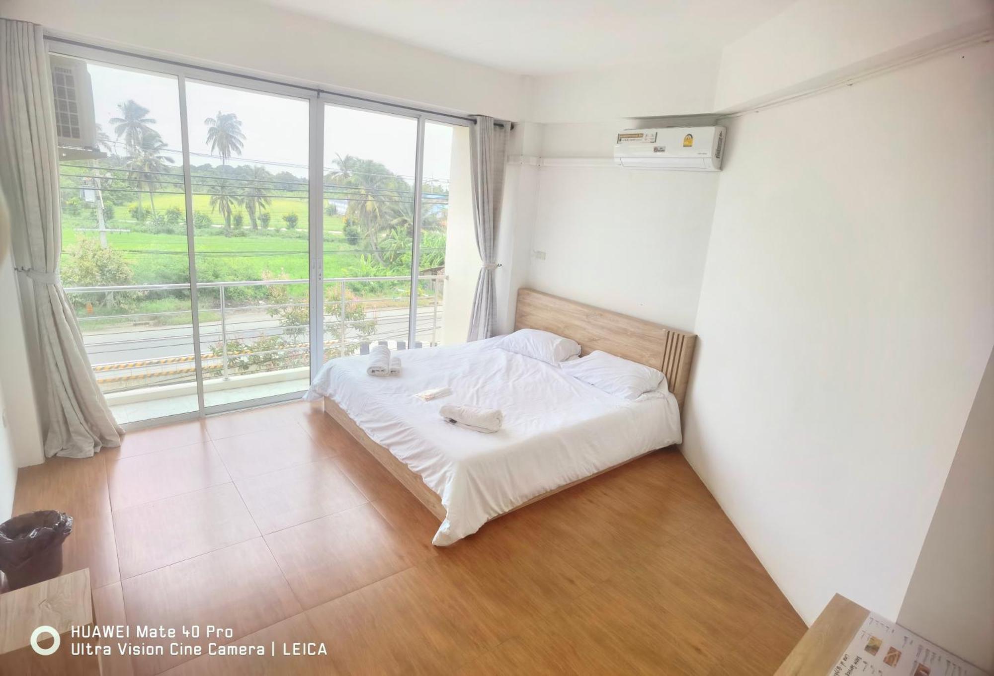 Ban Khlong Krang 115 Townhouse酒店 外观 照片