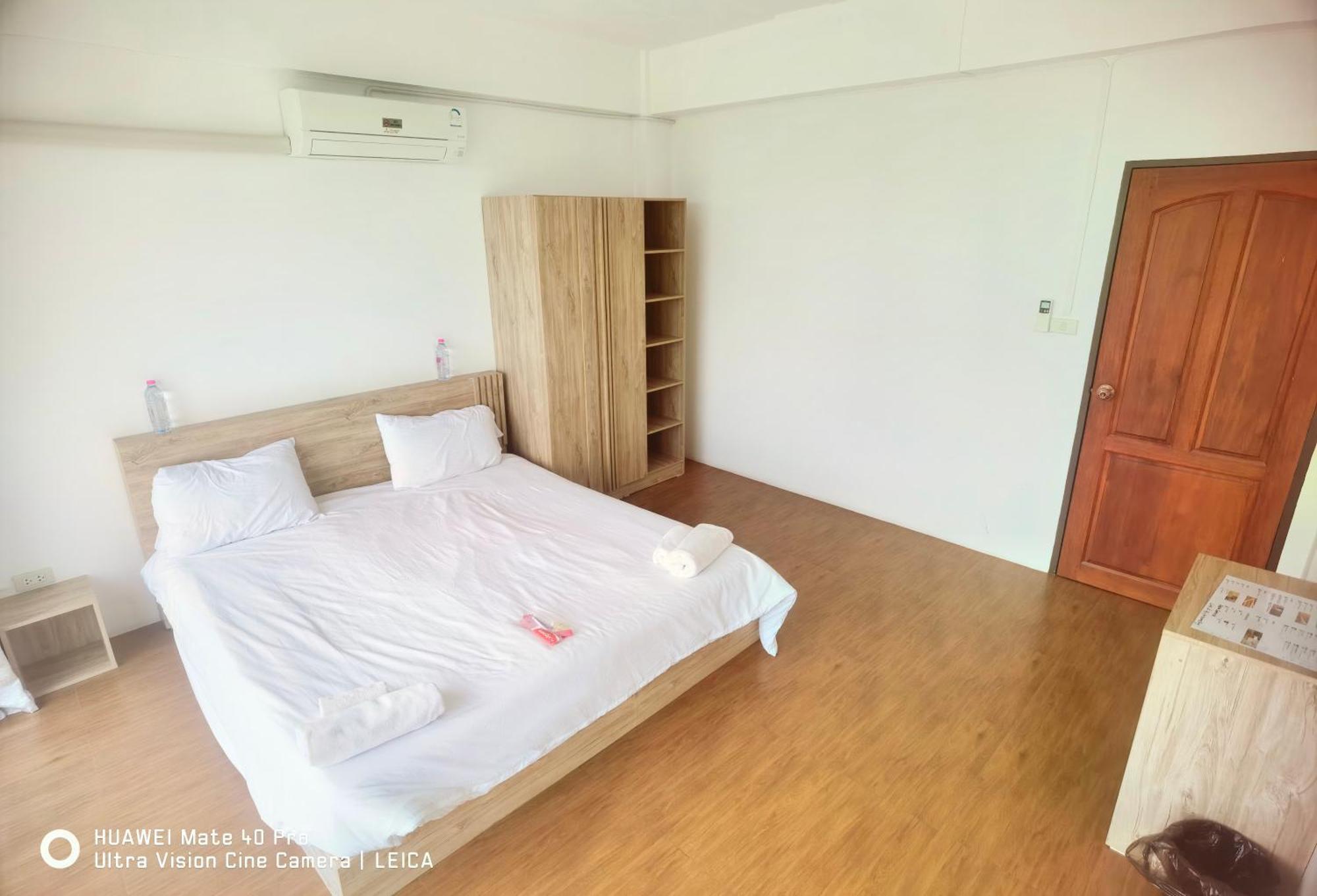 Ban Khlong Krang 115 Townhouse酒店 外观 照片