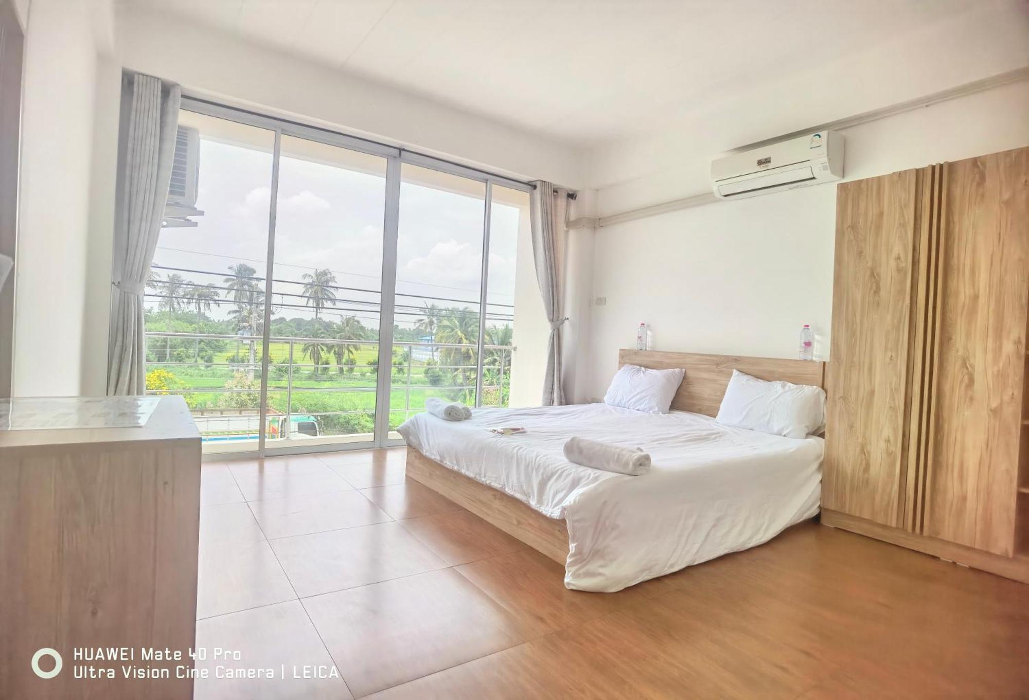 Ban Khlong Krang 115 Townhouse酒店 外观 照片