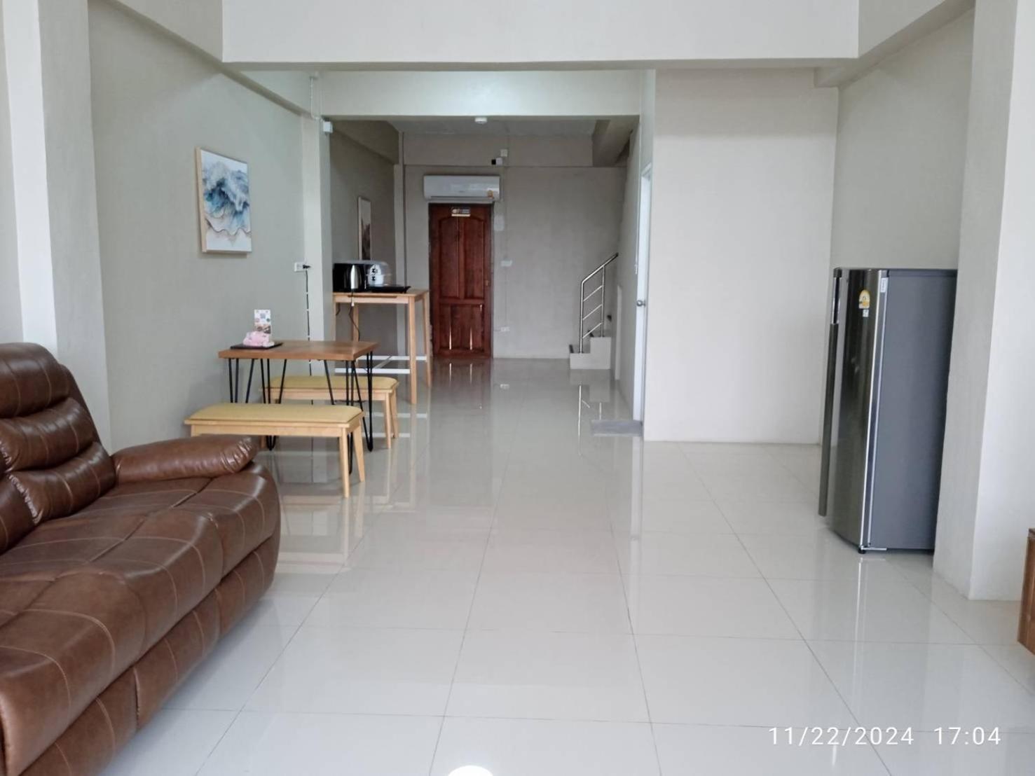 Ban Khlong Krang 115 Townhouse酒店 外观 照片